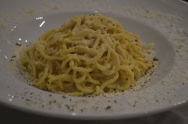 Cacio e Pepe: Spaghetti with Black Pepper and Pecorino Romano Cheese